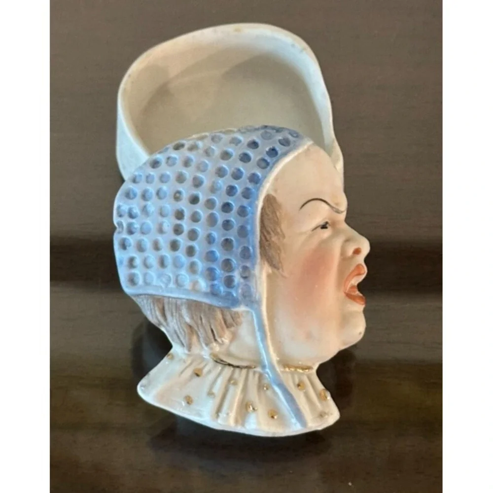 Antique Bisque Porcelain Figural Child‎ Yelling Bonnet Trinket Box German Unmark